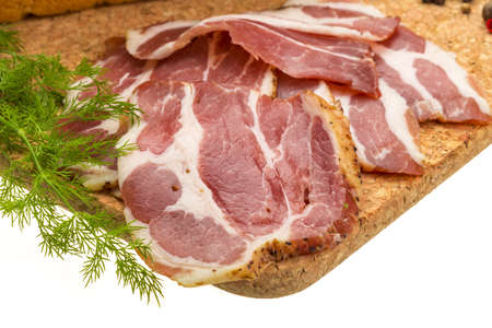 Bacon with vegetables and bread