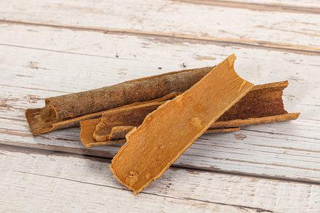Natural wild organic cinnamon aroma sticks