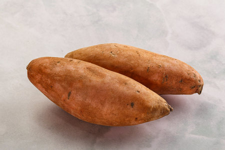 Raw ripe batat root for bakedの写真素材