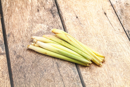 Green organic lemongrass stem heap for cookingの写真素材