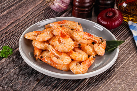 Steamed red prawn with spices in the plateの写真素材