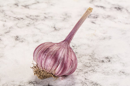 Ripe fresh aroma garlic for cookingの写真素材