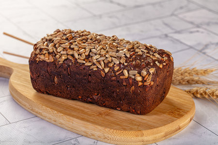 Browl diet rye bread with seeds
