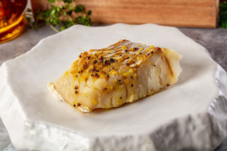 Steamed fish fillet with spices
