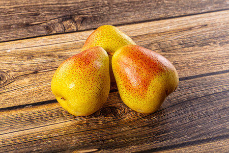 Ripe sweet juicy sweet pear heapの写真素材