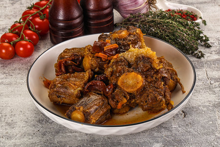 Gouret Baked oztail with tomato and carrotの写真素材