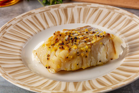 Steamed dietary fish fillet with spices