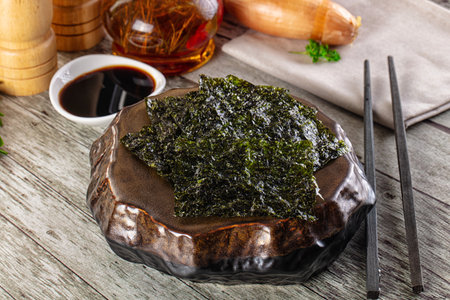 Seaweed roasted nori chips heap snackの写真素材