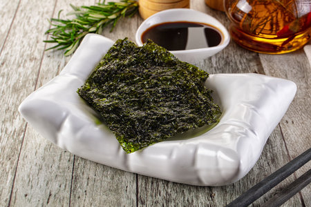 Seaweed roasted nori chips heap snackの写真素材