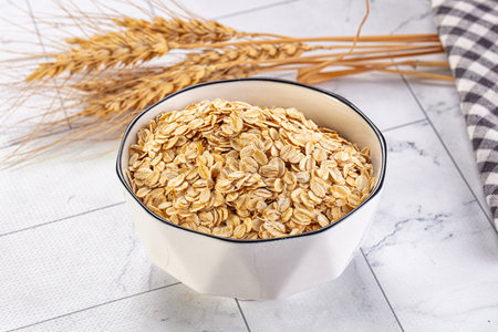Dry oat flakes for vegetarian porrige