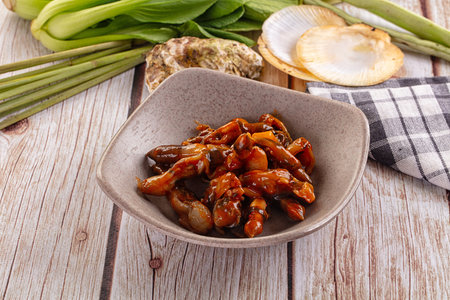 Razor shell clam with spicy sauce