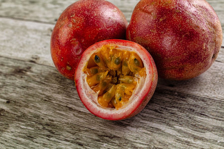 Ripe sweet juicy exotic maracuya passion fruitの写真素材