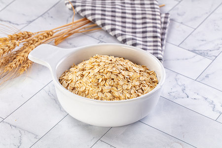 Dry oat flakes for vegetarian porrige