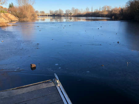 frozen tormes river salamancaの写真素材