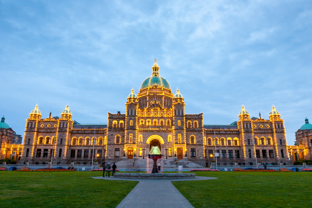 Night view of Parliament building in Victoria BC, Canada.のeditorial素材