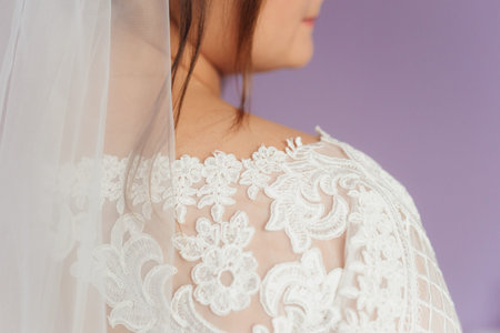 Beliy azhur not the shoulder of the neve, the crocheted dress