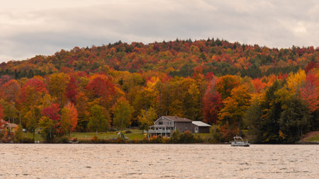 Stowe Vermont Lake Elsmore Autumn Fall Foliage Lake House Colorful Trees Beautiful Nature Landscape Vacation Travel New Englandの写真素材