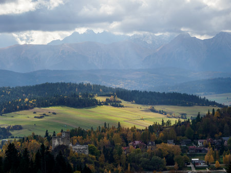 Autumn in the mountains. View of the valley and the village. In the distance you can see the Tatra Mountains. Pieniny. Polandの写真素材