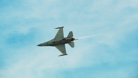 In the air F-16 - Tiger Team Poland. Piloted by captain saw Maciej SLAB Krakowian. Air Show Radom...
