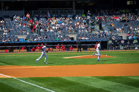 NEW YORK-APRIL 26  Derek Jeter takes the field in his final season in baseball at Yankee Stadium on April 26 2014 in the Bronx  Derek Jeter has been the star shortstop for the NY Yankees for 19 seasons のeditorial素材