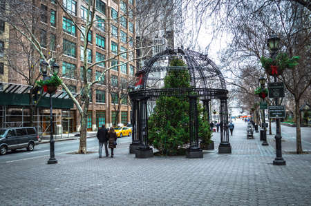 Dag Hammarskjold Plaza in New York City decorated for the holidays.のeditorial素材