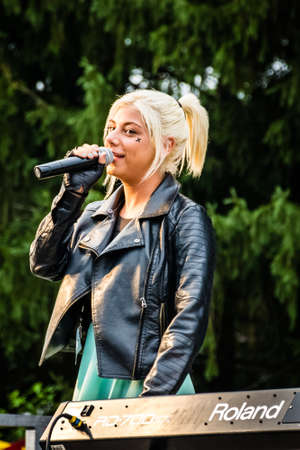MANALAPAN, NEW JERSEY -JUNE 20 - Jax the American Idol finalist opened for  David Cassidy,the Manalapan Day concert on June 20 2015 in New Jersey.のeditorial素材