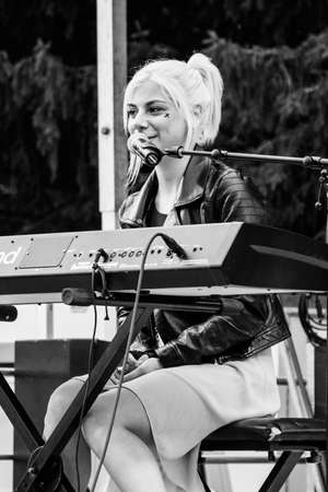 MANALAPAN, NEW JERSEY -JUNE 20 - Jax the American Idol finalist opened for  David Cassidy,the Manalapan Day concert on June 20 2015 in New Jersey.のeditorial素材