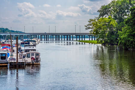 TRENTON, NEW JERSEY - JULY 18: The Route 295 bridge as it crosses the Delaware River on July 18 2015 in Central New Jersey.のeditorial素材