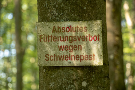 Landscape of don't feed the animals sign to Wildpark in Kaiserslauternの写真素材