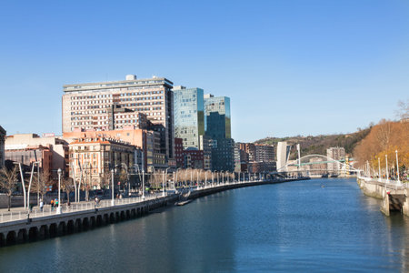 BILBAO-DECEMBER 23: View of the river Nervión in Bilbao, Spain, on December 23, 2012. In the background is the bridge Zubizuri by Santiago Calatravaのeditorial素材