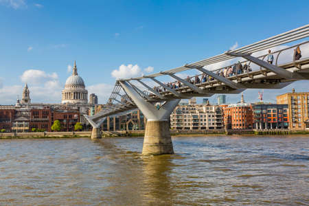 London, United Kingdom - May 14, 2016: Millennium Bridge and St. Paul's Cathedral in Londonのeditorial素材