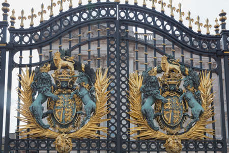 Detail of the gates at the entrance gate of Buckinham Palace in Londonのeditorial素材