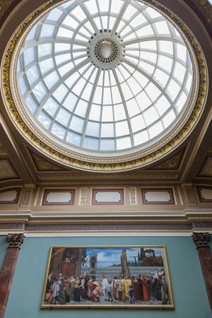 London, UK - May 14, 2016; Entrance hall and dome of the National Gallery of Londonのeditorial素材