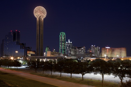 Dallas Texas at nightのeditorial素材