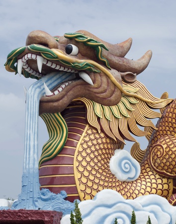 Asian temple giant golden dragon.の写真素材