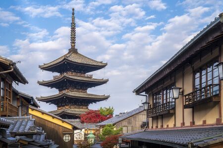 Walkway in Kyoto traditional home and old market with Yasaka Pagoda background, Japan. This background image for your work about travel and tour in Japan and Kyoto.のeditorial素材