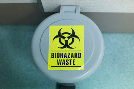 Waste bin containing biohazard materials found in hospitalsのeditorial素材
