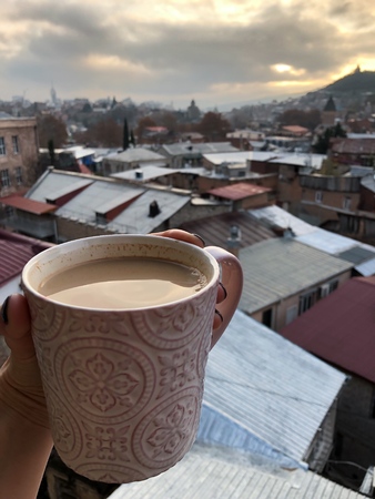 Coffee mug in handの写真素材