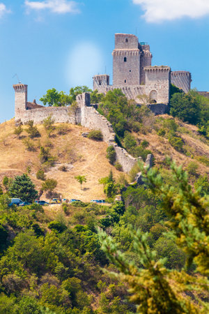Fortress of Assisi, in Italy. Landscape view of the Rocca Maggiore. Medieval fortification to protect the city of Assisi.のeditorial素材