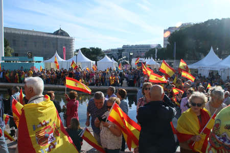 Madrid / Spain; 03/03/2018. Spanish patriotism in a meeting in Col?n Square in Madrid.のeditorial素材