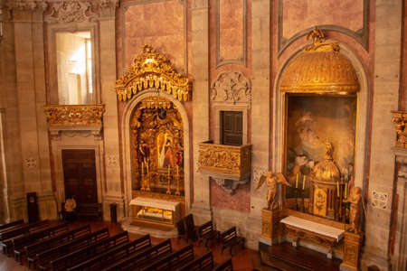 Porto / Portugal; 01/19/2017. Details of the decoration of the interior of Cl?rigos church. Church side wallのeditorial素材