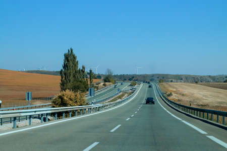 Cervera del Llano, Spain. 29 09 2018. Km 138 of the A3 highway that connects Madrid and Valencia. A day with little traffic towards Valencia.のeditorial素材