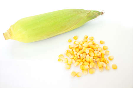 corn on the cob, husk organic food nature backgroundの写真素材