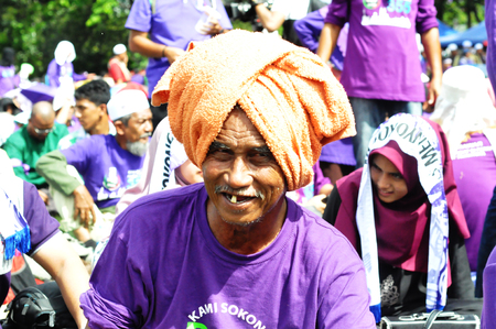 Old man smile at RUU355 mega gathering held at Padang Merbok, Kuala Lumpurのeditorial素材