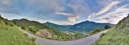 Buesa valley within Ordesa y Monte Perdido National Parkの写真素材