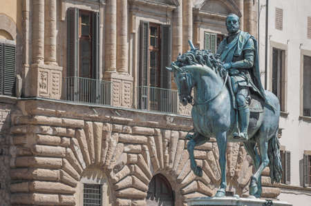 CÃ²simo di Giovanni degli MÃ¨dici statue at Piazza della Signoria, the first of the Medici political dynasty in Florence, Italyの写真素材