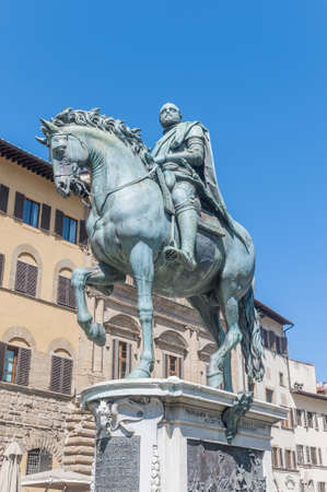 Csimo di Giovanni degli Mdici statue at Piazza della Signoria, the first of the Medici political dynasty in Florence, Italyの写真素材