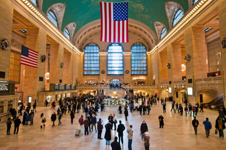 Its 44 plattforms make of Grand Central Station the the largest train station in the world.のeditorial素材