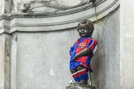 Manneken PisÂ (literally Little Man Pee in Marols, a Dutch dialect spoken in Brussels, also known in French as le Petit Julien), the a famous Brussels landmark in Belgium.のeditorial素材