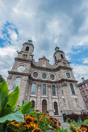 INNSBRUCK, AUSTRIA - AUG 14: Cathedral of St. James (Dom zu St. Jakob), an eighteenth-century Baroque cathedral of the Roman Catholic Diocese of Innsbruck on Aug 14, 2013 in Innsbruck, Austria.のeditorial素材